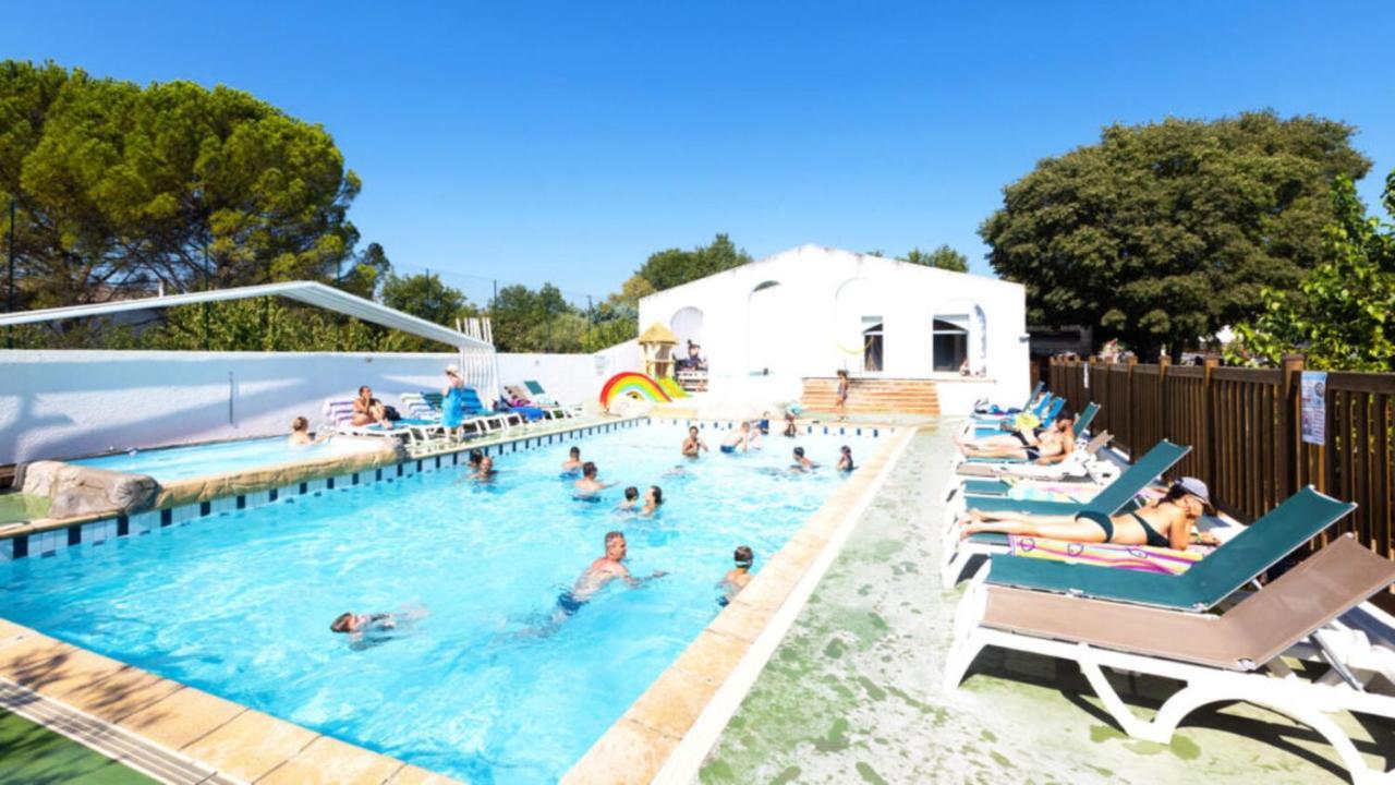 Les Domes Des Gorges Hotel Ruoms Exterior photo